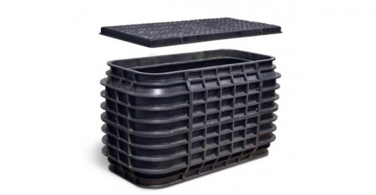 Polyvault HDPE 2454-26 With Ductile Cover And Frame