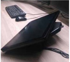 Touchscreen Mount inclinable.