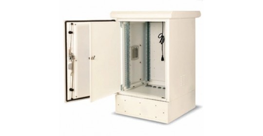 Outdoor Ind. CBT IP66 FS 19"16U W600mm D650mm+200mm Plinth. Outdoor Ind. CBT IP66 FS 19"16U W600mm D650mm+200mm Plinth.
