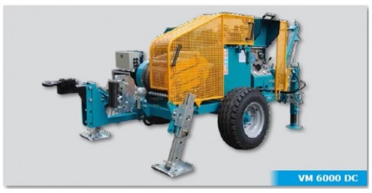 Hydraulic winches for underground cable installations and overhead lines stringing