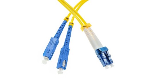 FO Patch Cord 9/125 Dpx OS2 2.0mm LC/UPC-SC/UPC-30m LSOH.